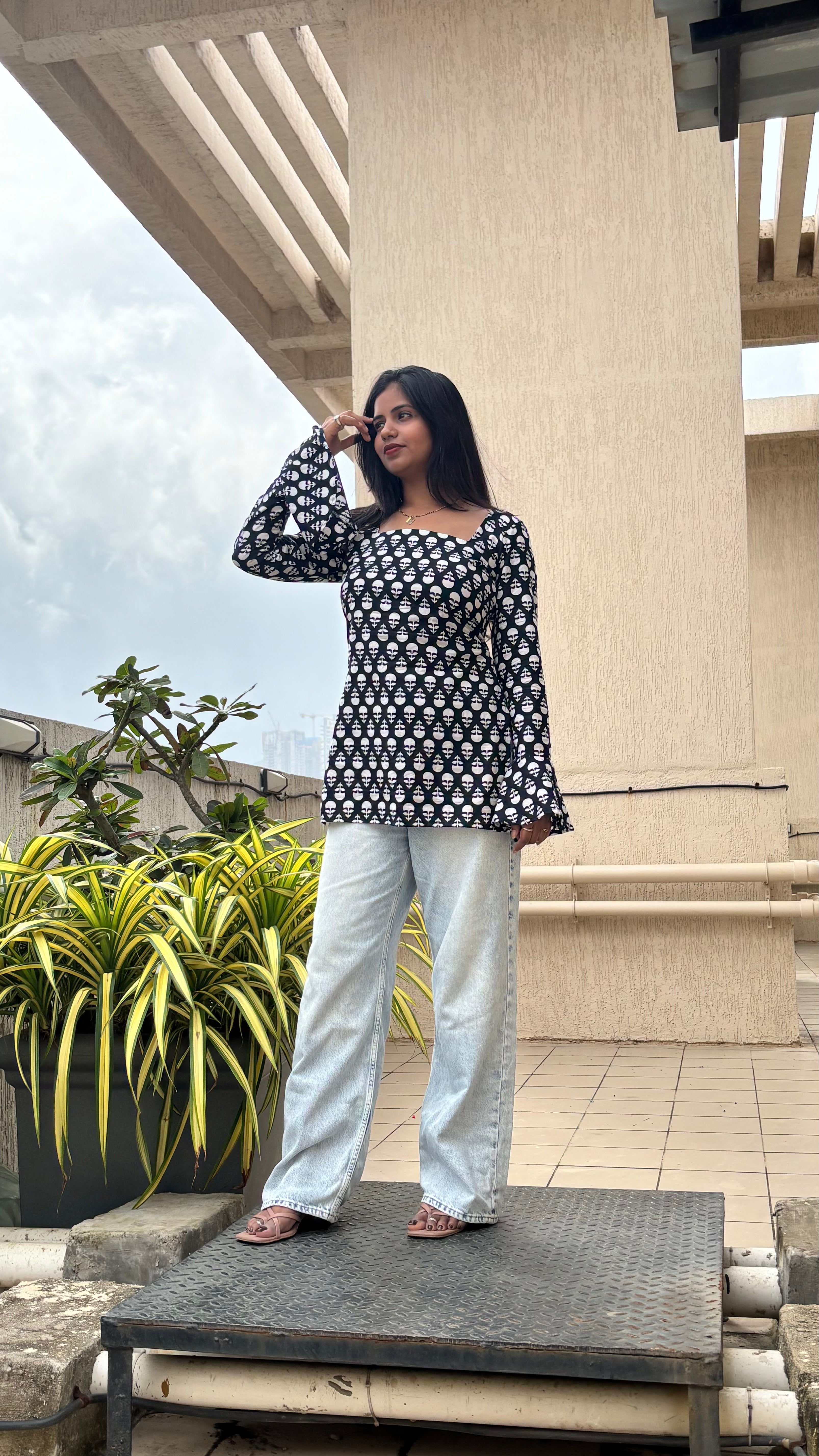 Midnight Bloom Tie-Back Cotton Kurti